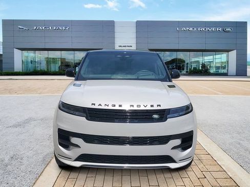 Certified 2024 Land Rover Range Rover Sport Dynamic SE AWD/4WD image 2