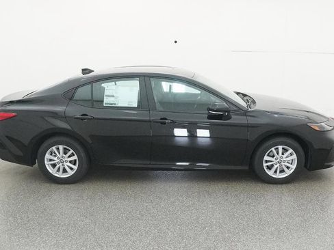 New 2026 Toyota Camry LE image 31