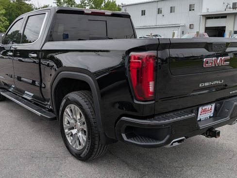 Used 2022 GMC Sierra 1500 Denali w/ Driver Alert Package II AWD/4WD image 8