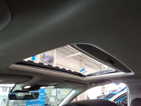 Certified 2025 Honda Accord Touring image 5