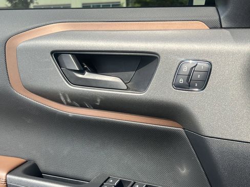 New 2025 Ford Bronco Sport Outer Banks w/ Sasquatch Outer Banks Package AWD/4WD image 17