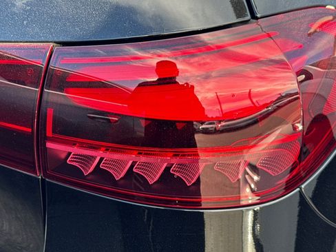 Used 2025 Mercedes-Benz GLA 250 image 10