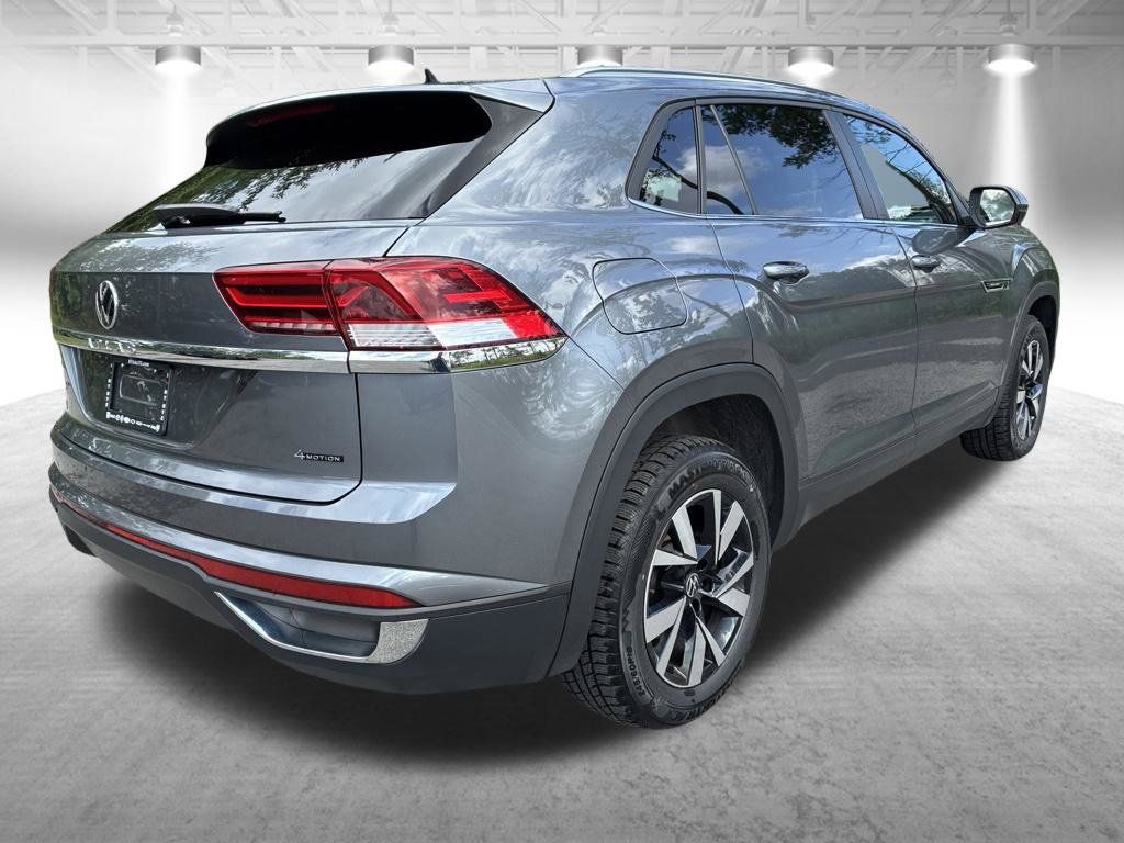 Used 2023 Volkswagen Atlas Cross Sport SE AWD/4WD image 6