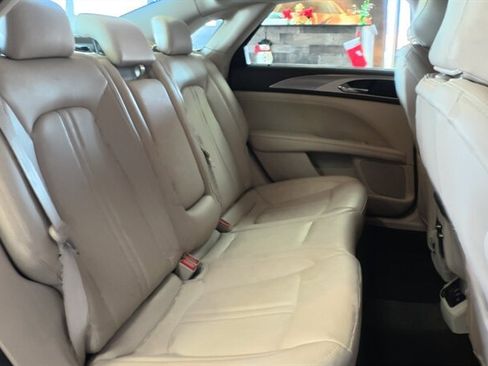 Used 2020 Lincoln MKZ w/ Convenience Package image 26