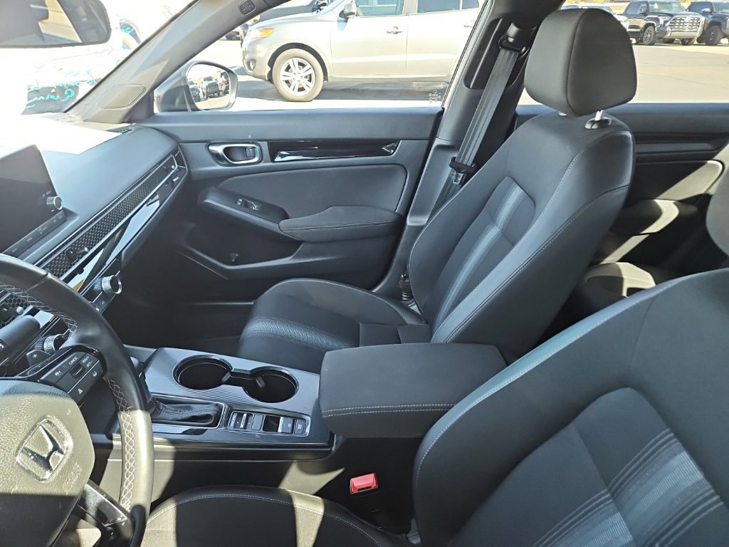 Used 2025 Honda Civic Sport image 5