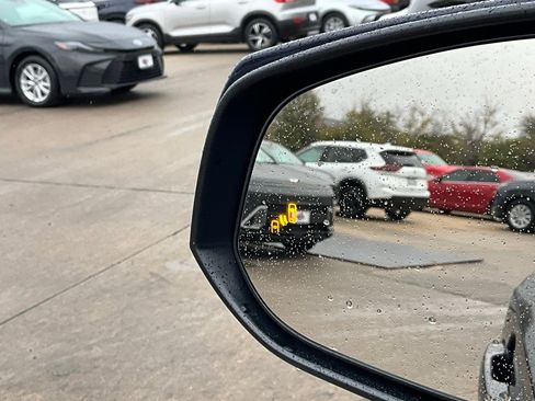 Used 2025 Toyota Grand Highlander FWD image 21