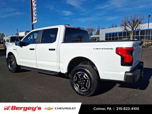 Used 2023 Ford F150 Lightning Pro image 7