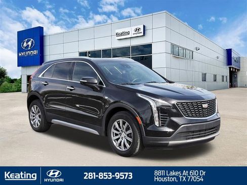 Used 2021 Cadillac XT4 Premium Luxury w/ Driver Awareness Package image 3