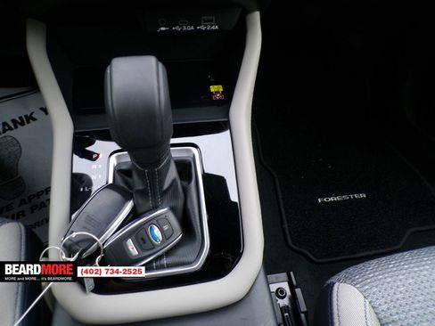Used 2025 Subaru Forester Premium image 34