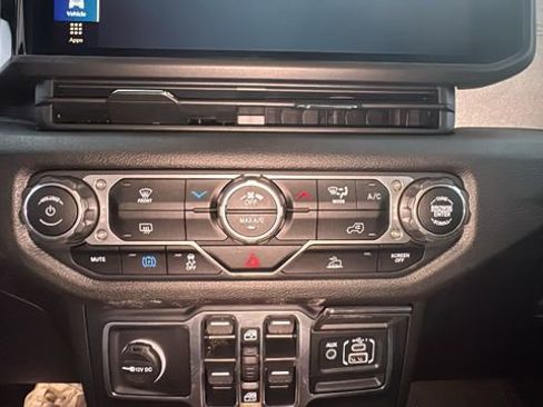 Used 2025 Jeep Wrangler Unlimited Sport S 4xe image 22