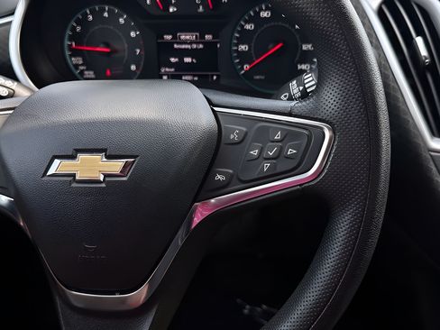 Used 2024 Chevrolet Malibu LT FWD image 12