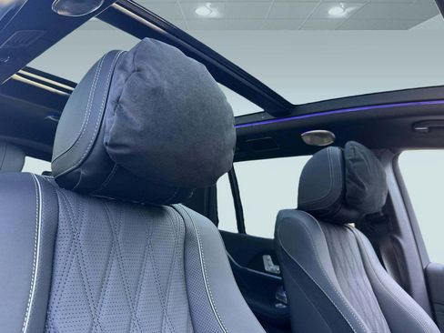 New 2026 Mercedes-Benz Maybach GLS 600 4MATIC image 14
