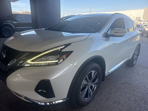 Used 2022 Nissan Murano SV image 1