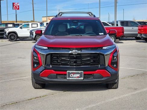 New 2026 Chevrolet Equinox ACTIV image 2