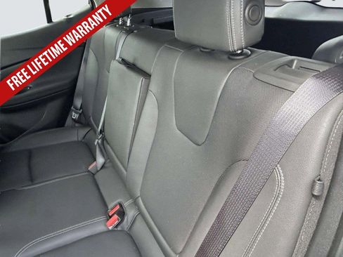 Used 2024 Buick Encore GX Sport Touring w/ Experience Buick Package FWD image 20