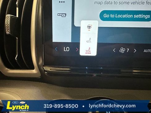 Used 2025 Ford Expedition Max Active AWD/4WD image 16