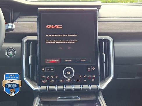 New 2026 GMC Acadia Denali w/ Super Cruise Package FWD image 28