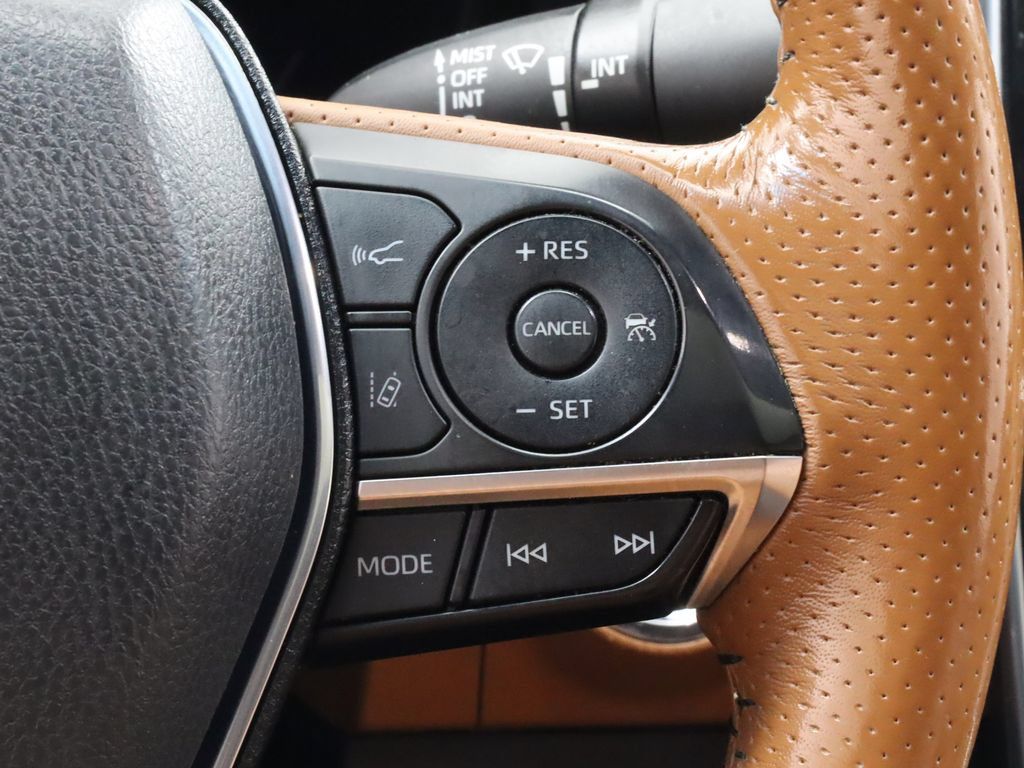 Used 2019 Toyota Avalon Limited w/ Advanced Safety Package FWD image 14