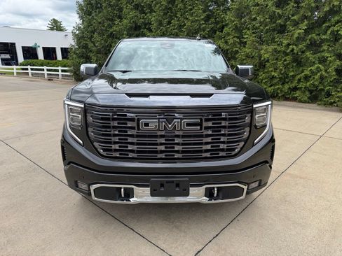 Used 2024 GMC Sierra 1500 Denali Ultimate AWD/4WD image 6