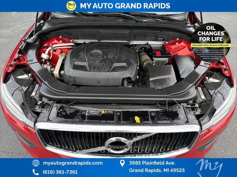Used 2019 Volvo XC60 T6 Momentum w/ Protection Package Premier AWD/4WD image 27