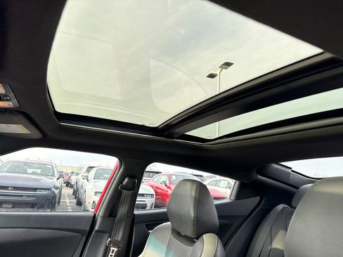 Used 2016 Hyundai Veloster Turbo w/ Option Group 04 image 14