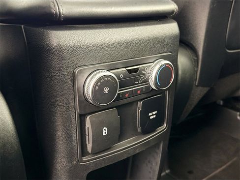 Used 2020 Ford Explorer Platinum image 23