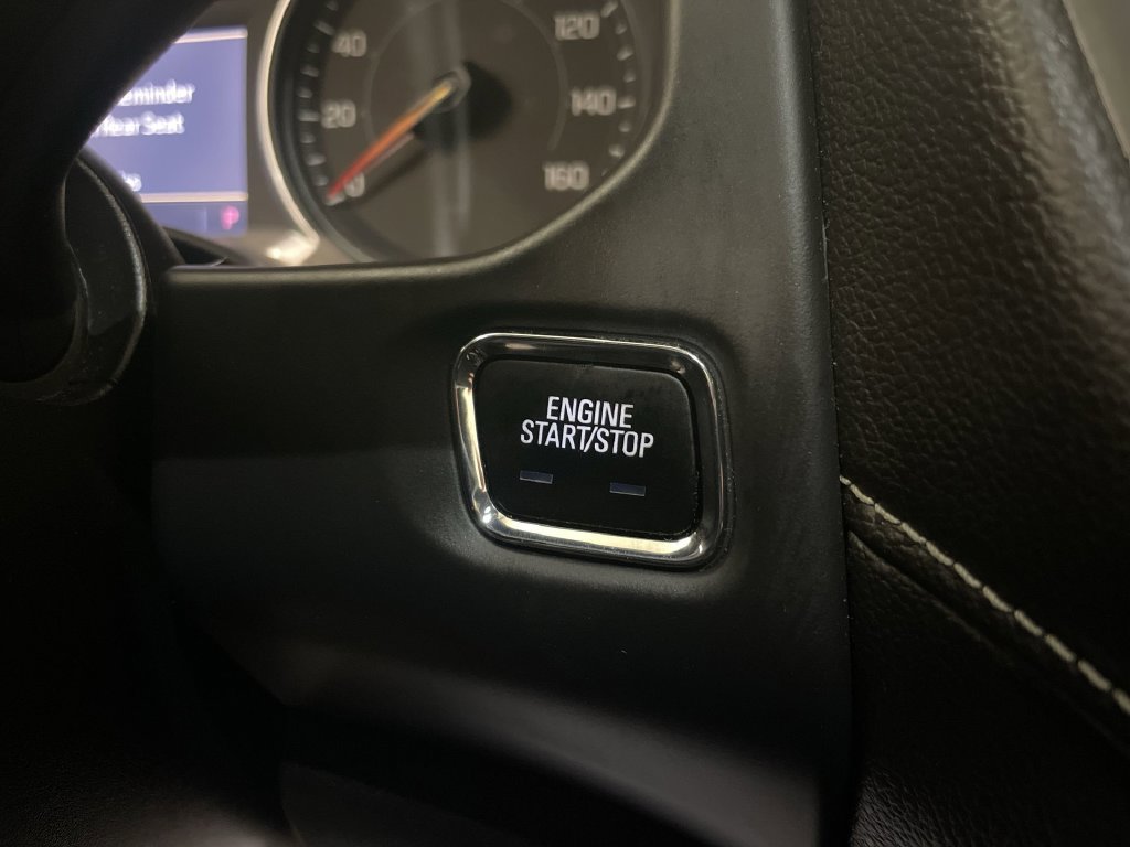 Used 2021 GMC Acadia SLT FWD image 11