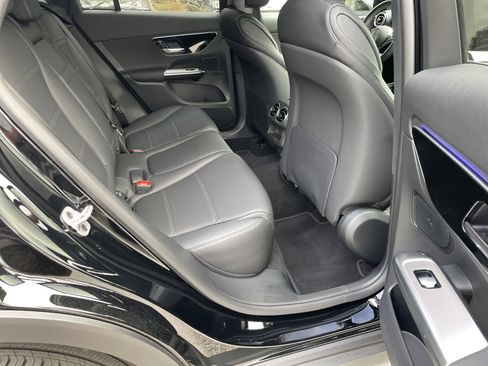 Certified 2025 Mercedes-Benz GLC 300 image 42