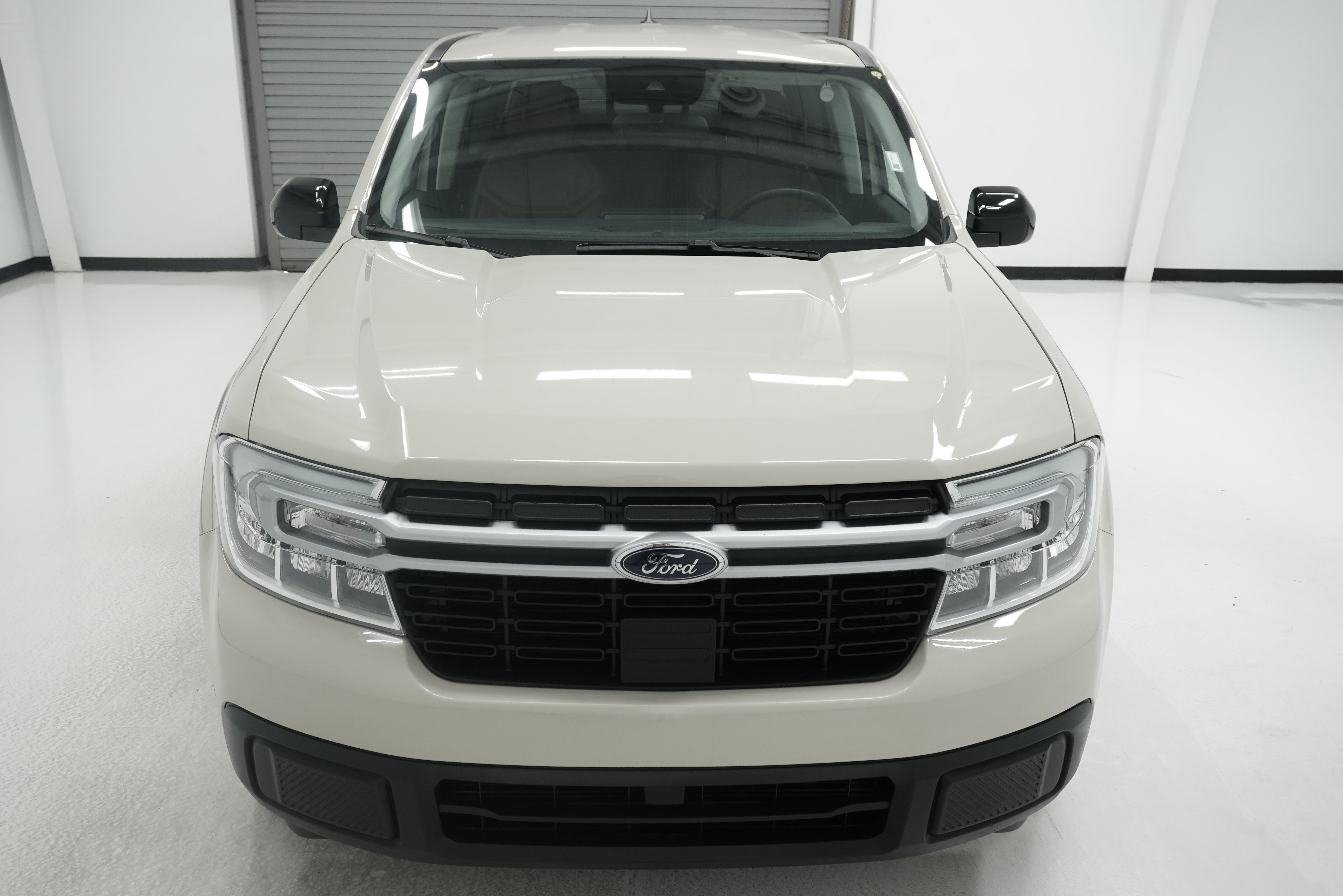 Used 2024 Ford Maverick Lariat FWD image 2