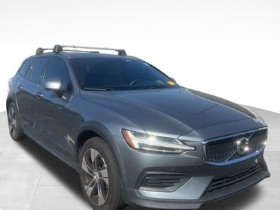 Used 2020 Volvo V60 T5 Cross Country