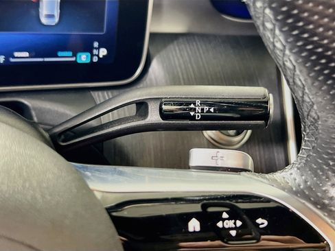 Used 2023 Mercedes-Benz C 300 4MATIC Sedan image 16