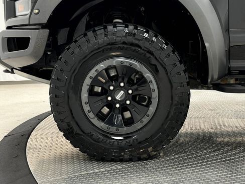 Used 2018 Ford F150 Raptor w/ Equipment Group 802A Luxury AWD/4WD image 40