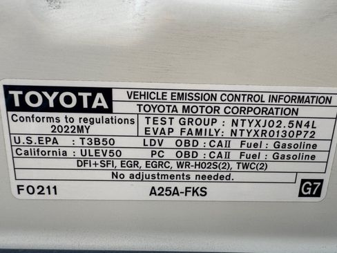 Used 2022 Toyota Camry LE AWD/4WD image 17