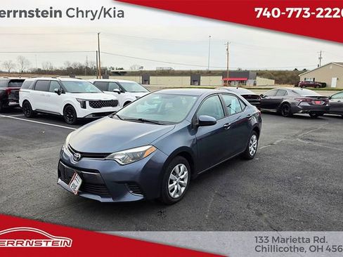 Used 2015 Toyota Corolla LE image 3