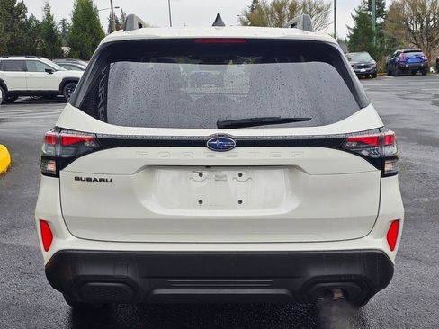 Certified 2025 Subaru Forester Premium image 6