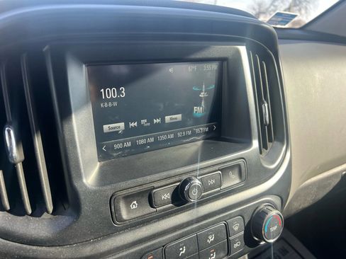 Used 2018 Chevrolet Colorado W/T w/ WT Convenience Package image 12