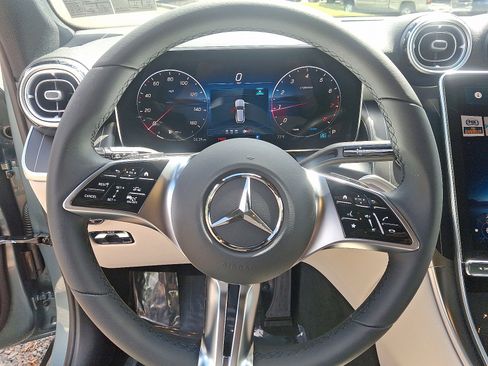 New 2026 Mercedes-Benz GLC 300 4MATIC image 18