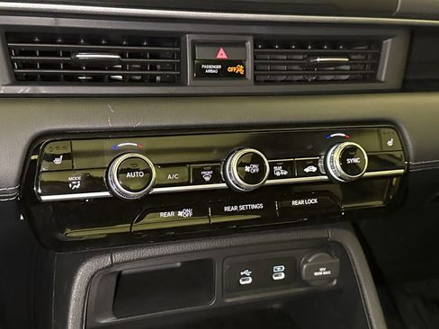 New 2026 Honda Pilot Touring image 26