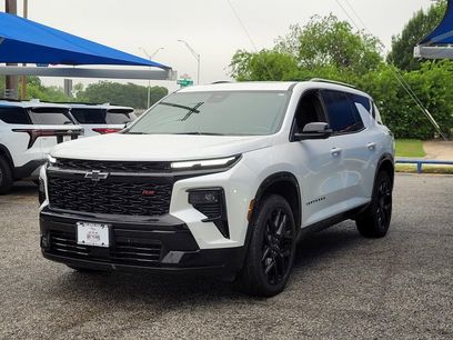 Used 2024 Chevrolet Traverse RS w/ LPO, Floor Liner Package