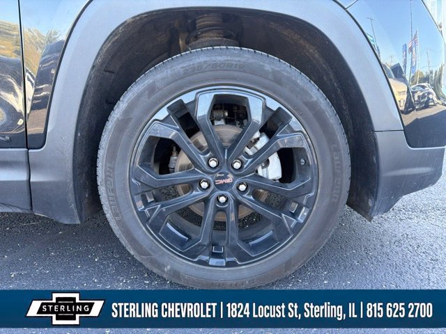 Used 2022 GMC Terrain SLT w/ Infotainment Package II AWD/4WD image 31