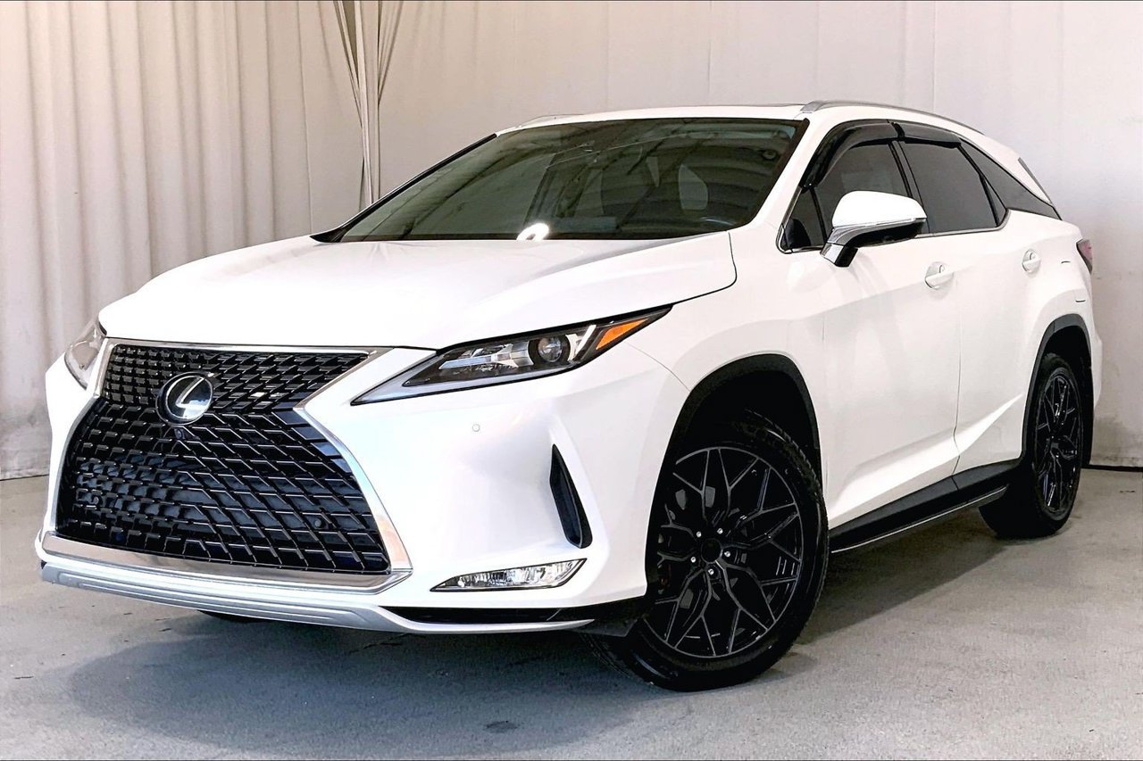 Used 2022 Lexus RX 350L FWD w/ Premium Package image 12