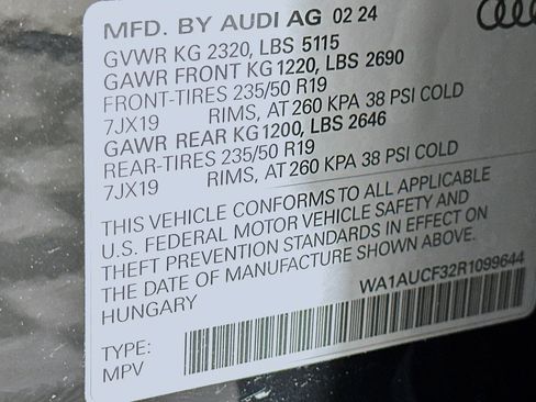 Used 2024 Audi Q3 2.0T Premium w/ Convenience Package AWD/4WD image 24