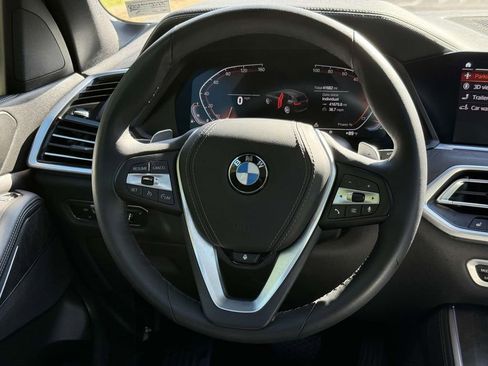 Used 2022 BMW X5 xDrive40i w/ Premium Package image 9