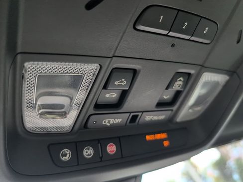 Used 2019 Cadillac XT5 Luxury image 20