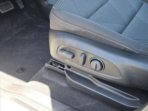 New 2027 Chevrolet Bolt LT w/ Comfort Package FWD image 4