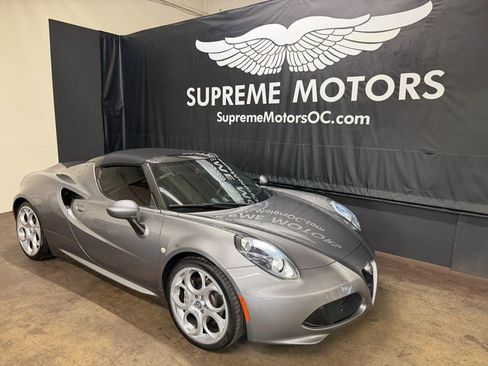 Used 2018 Alfa Romeo 4C Spider w/ Convenience Group - Spider image 16