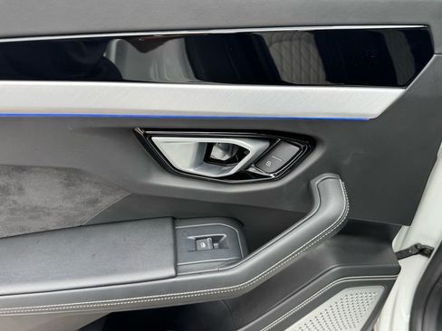 Used 2019 Lamborghini Urus AWD/4WD image 49