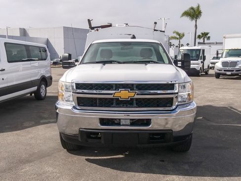 Used 2012 Chevrolet Silverado 3500 W/T RWD image 2