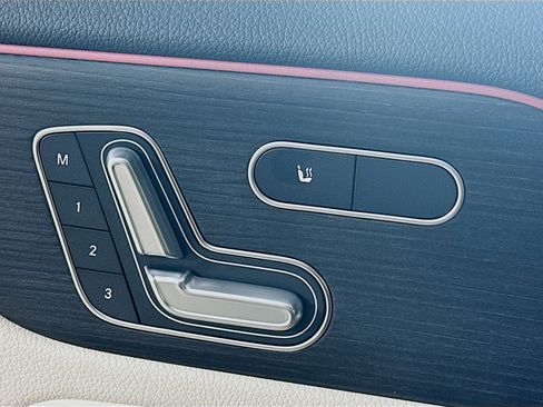 Certified 2026 Mercedes-Benz GLA 250 4MATIC image 25