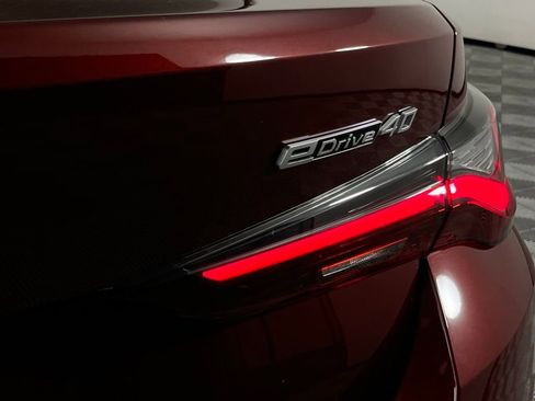 Used 2022 BMW i4 eDrive40 w/ M Sport Package image 12